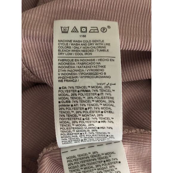 Athleta Women's XS Relaxed Tee  in Mauve - Picture 7 of 7